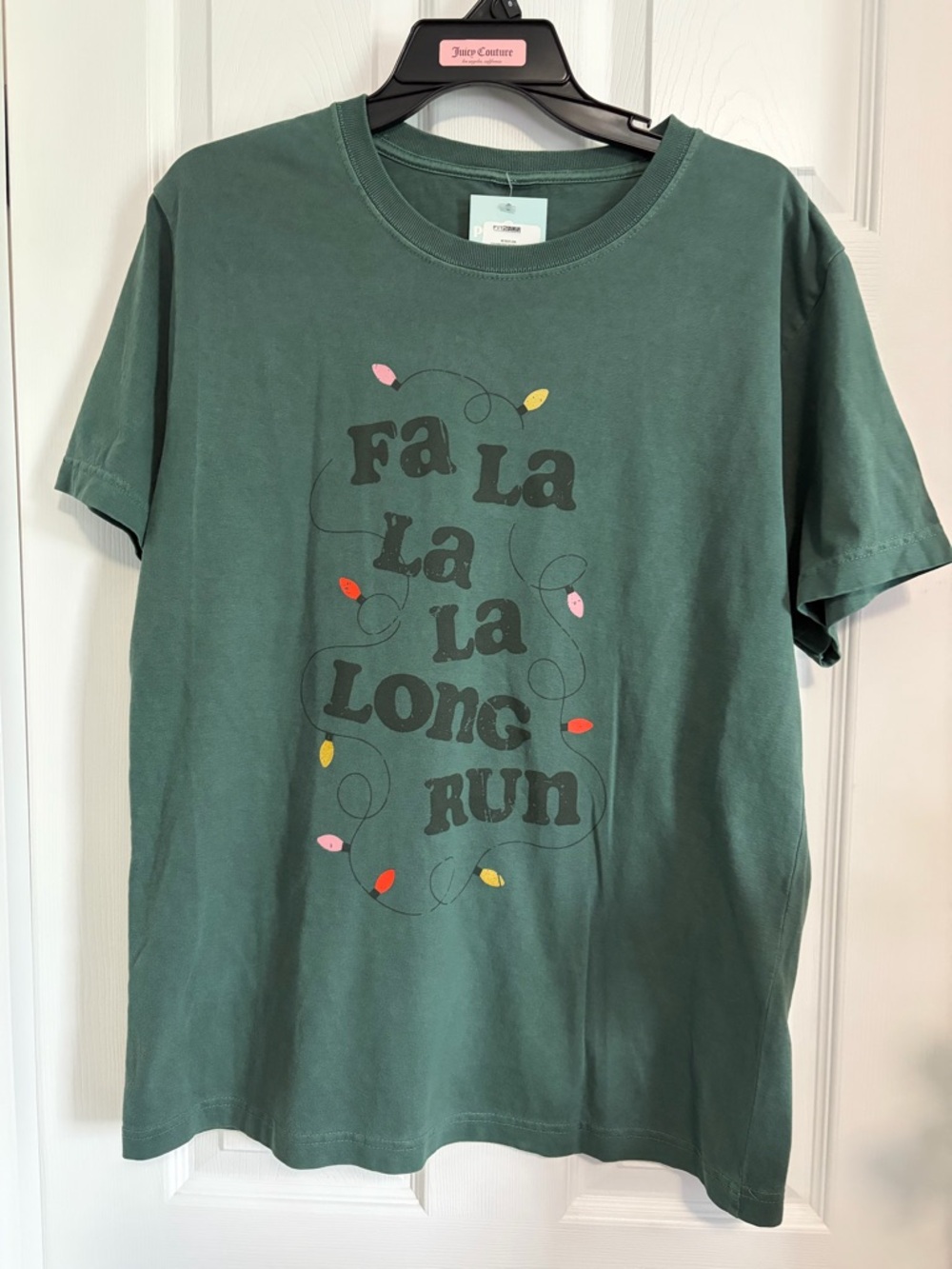 BNWT PEP & BB TAGLESS 'FA LA LA LA LONG RUN' HOLIDAY S/S GREEN TEE US MEDIUM (M)